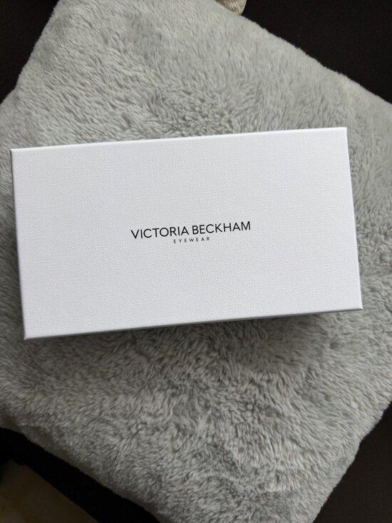 Victoria Beckham Women\'s Sunglasses - Tortoise VB663S NWOT main image 4